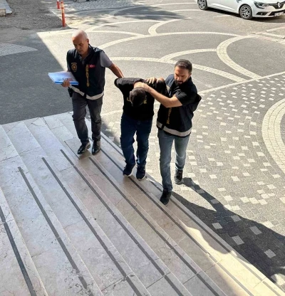 Akşehir’de uyuşturucu operasyonu: 3 bin 500 kullanımlık bonzai ele geçirildi
