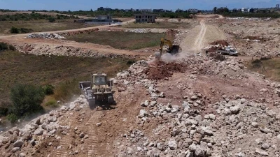 Aksu&rsquo;da yeni imar yolu &ccedil;alışmaları
