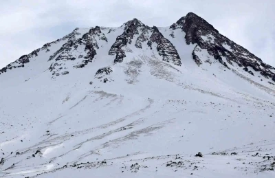 Aktif yanardağ olan Hasan Dağı g&ouml;zlem altında
