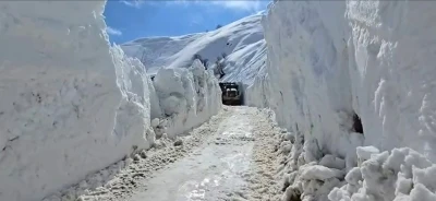Aktoprak yolundaki &ccedil;ığ temizlendi
