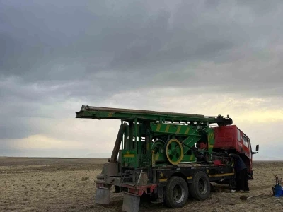 Akyaka 53 metreden su çıktı
