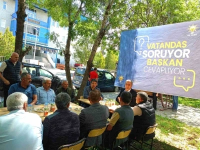 Akyaka&rsquo;da halkla buluşma: Başkan Erg&uuml;der Toptaş vatandaşların sorularını tek tek yanıtladı
