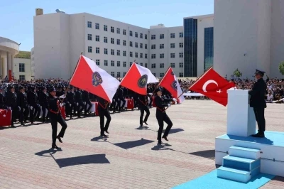 Akyurt Polis Meslek Y&uuml;ksekokulu&rsquo;nda mezuniyet coşkusu
