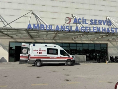 Alacak verecek tartışması kanlı bitti: 1 yaralı

