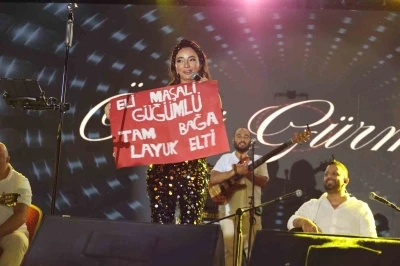 Alaçam’da Yaz Festivali coşkusu: Öykü Gürman konseri
