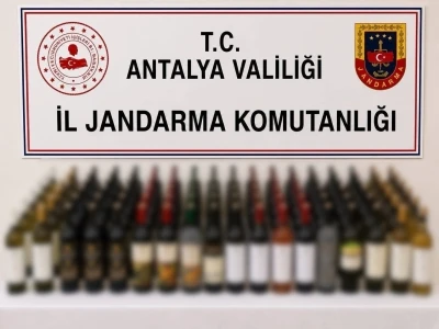 Alanya&rsquo;da 108 litre ka&ccedil;ak alkol ele ge&ccedil;irildi
