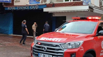 Alanya&rsquo;da iş yerinden &ccedil;ıkan dumanlar itfaiyeyi alarma ge&ccedil;irdi

