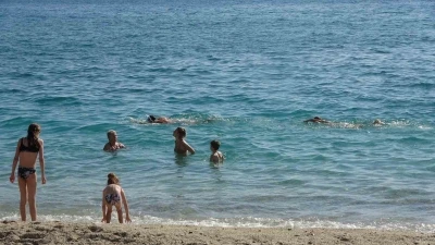 Alanya&rsquo;da Mart ayında deniz keyfi
