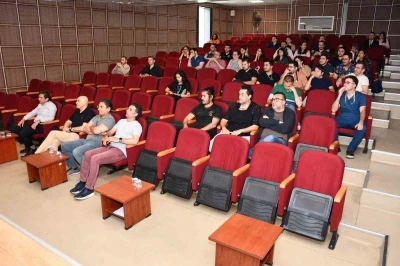 Alanya&rsquo;da robotik cerrahi alanında sim&uuml;lasyon eğitimi verildi
