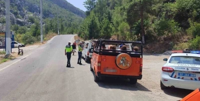Alanya’da safari araçlarına yönelik denetimlerde 19 araca ceza kesildi

