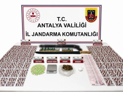 Alanya&rsquo;da uyuşturucu operasyonu
