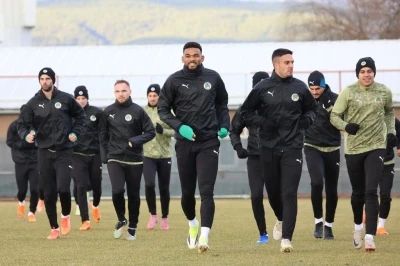 Alanyaspor, Boluspor ma&ccedil;ı hazırlıklarını tamamladı
