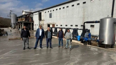 Alaplı &Ccedil;ayı&rsquo;nda telef olmuş tavukların bulunmasının ardından tavuk &ccedil;iftliği sahibi su&ccedil;lamaları reddetti
