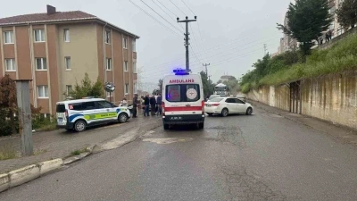 Alaplı&rsquo;da motosiklet kazası kamerada: 1 yaralı

