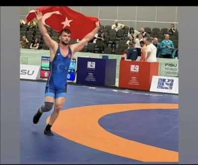 Alaplı&rsquo;lı Alperen Atar d&uuml;nya şampiyonu oldu
