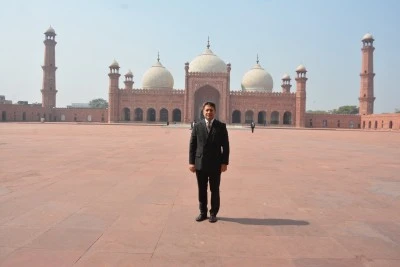 Ali Şahin, “Türkiye, Pakistan ve Afganistan Arasında Yeniden Arabulucu Rol Üstlenmeli”