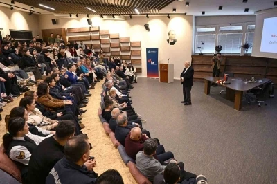 Ali Saydam &ouml;ğrencilere iletişimin altın kurallarını anlattı
