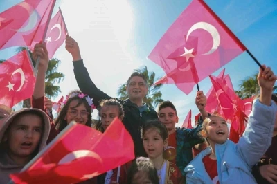 Aliağa&rsquo;da 23 Nisan &Ccedil;ocuk Bayramı coşkuyla kutlandı
