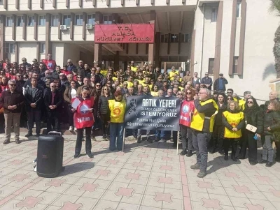 Aliağa&rsquo;da eğitimcilerden şiddete karşı ortak tepki
