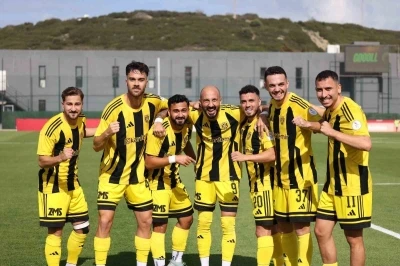 Aliağa FK, hem kupada hem ligde dikkat çekiyor
