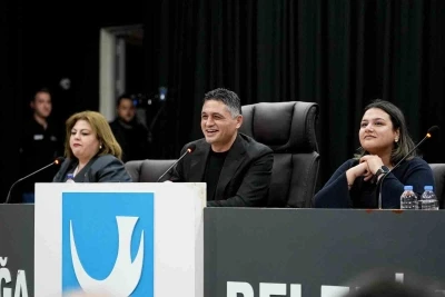Aliağa meclisinde enc&uuml;men ve komisyon &uuml;yeleri belirlendi
