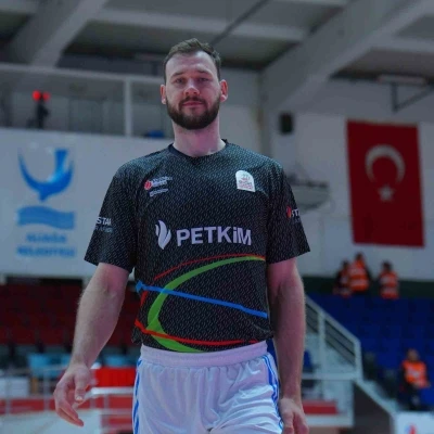 Aliağa Petkimspor&rsquo;da Martynas Sajus ile yollar ayrıldı
