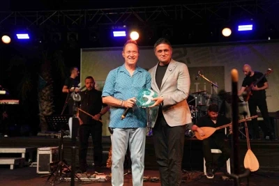 Aliağa Sanat G&uuml;nleri, Şakran Zeytin ve Deniz Festivali ile başladı
