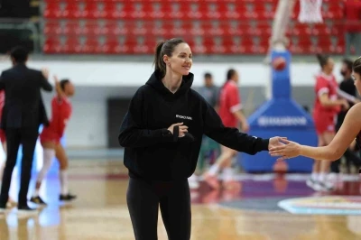 Alice Kunek ve Dangerfield  en skorer isimler oldu
