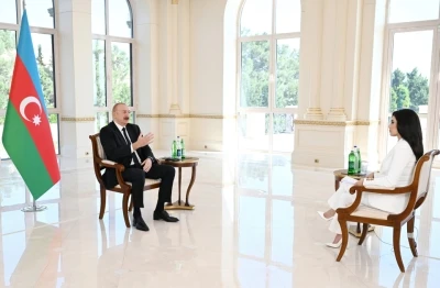 Aliyev: &quot;Türkiye küresel ölçekte önde gelen bir askeri güçtür&quot;
