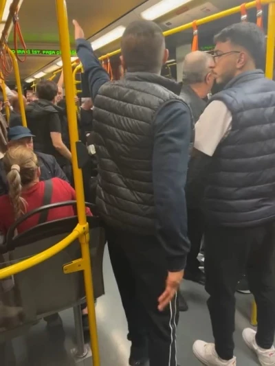 Alkollü olduğu iddia edilen kişi metroyu birbirine kattı
