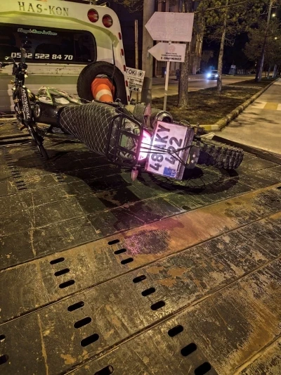 Alkoll&uuml; s&uuml;r&uuml;c&uuml;n&uuml;n kullandığı motosiklet kazasında s&uuml;r&uuml;c&uuml; ağır yaralandı
