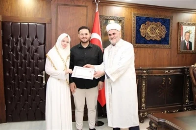 Alman Anna, Amasya&rsquo;da M&uuml;sl&uuml;man oldu
