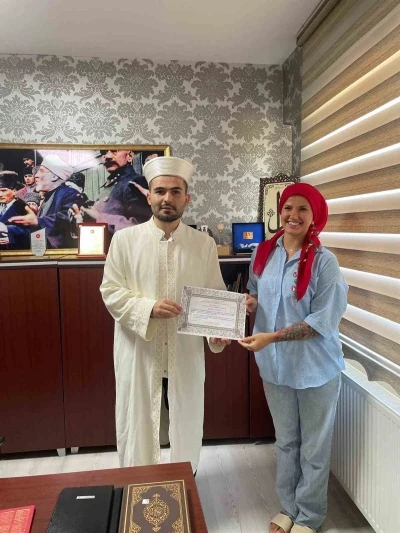 Alman Katherina İslamiyet’i seçti
