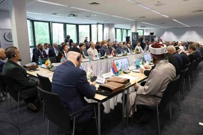 Almanya&rsquo;dan Moğolistan&rsquo;a M&uuml;sl&uuml;man toplumların g&uuml;ndemi K&ouml;ln&rsquo;de ele alındı
