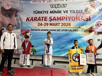 Altı ay &ouml;nce karateye başladı, T&uuml;rkiye şampiyonu oldu

