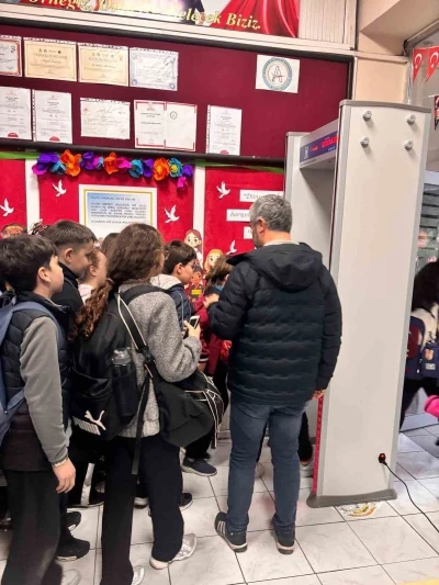 Altıeyl&uuml;l Ortaokulu artık daha g&uuml;venli

