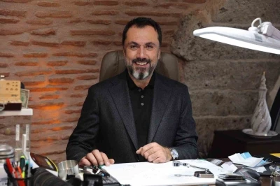 Altın 4 bin 232 dolar seviyesinde dengede: &quot;Sessizlik çoğu zaman yeni bir yükseliş dalgasının habercisidir&quot;
