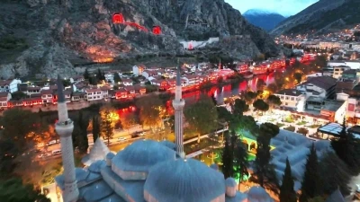 Amasya’nın dünya mirası Harşena Dağı ve Yalıboyu Evleri’ne yeni sistem ışıklandırma: &quot;En güzelini yapacağız&quot;
