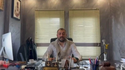 Amatör kulübe destek gecesinde ödül &quot;boşanma avukatlığı&quot; oldu
