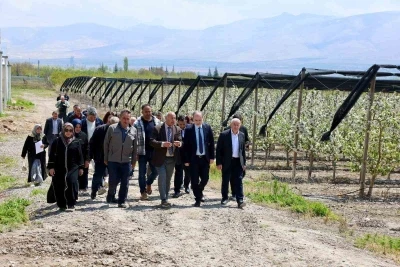 &rsquo;Ana Arı Yetiştiriciliği Kursu&rsquo; tamamlandı
