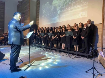 Anadolu&rsquo;nun ezgileri Alaşehir&rsquo;de yankılandı
