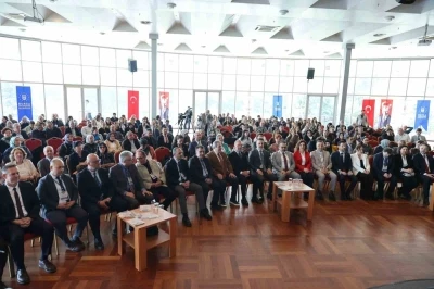 Anadolu&rsquo;nun seramik k&uuml;lt&uuml;r&uuml; Bursa&rsquo;da konuşuldu

