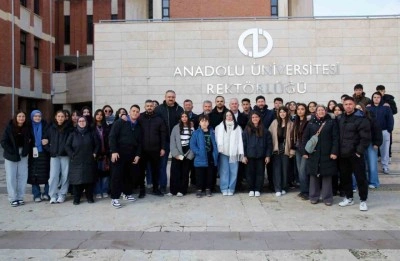 Anadolu &Uuml;niversitesi 2025&rsquo;te 27 bin aday &ouml;ğrenciyi Eskişehir&rsquo;de ağırladı