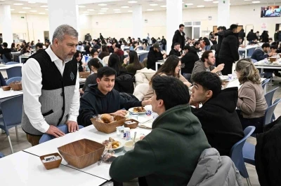 Anadolu &Uuml;niversitesi&rsquo;nde ilk iftar heyecanı
