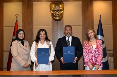 Anadolu &Uuml;niversitesi ve Kosovo Haxhi Zeka &Uuml;niversitesi arasında akademik iş birliği protokol&uuml; imzalandı
