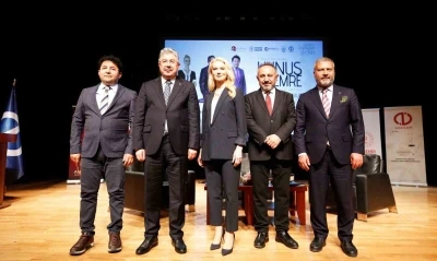 Anadolu &Uuml;niversitesinde Yunus Emre&rsquo;nin evrensel mesajları konuşuldu
