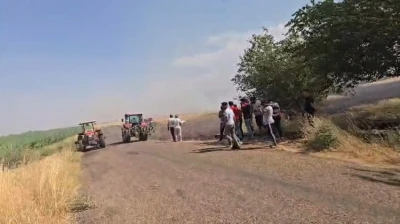 Anız yangını korkuttu
