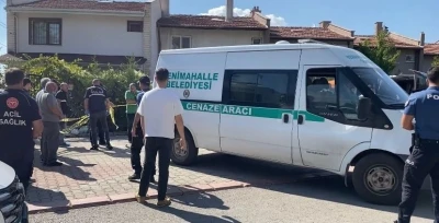 Ankara’da boşanma aşamasındaki kadın, kayınpederi tarafından çocuğunun yanında öldürüldü
