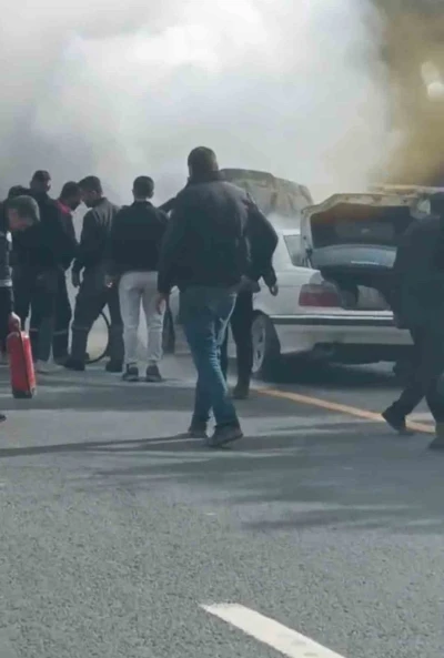 Ankara&rsquo;da otomobil yangını
