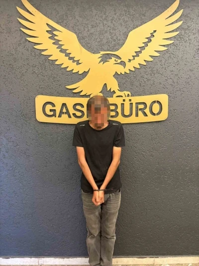 Ankara&rsquo;da zorla aracına bindiği kadının parası ve kolyesini gasbeden şahıs g&ouml;zaltına alındı
